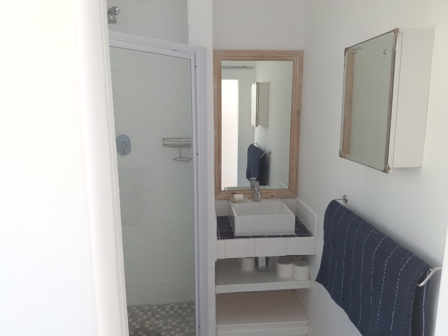 To Let 1 Bedroom Property for Rent in Fish Hoek Western Cape